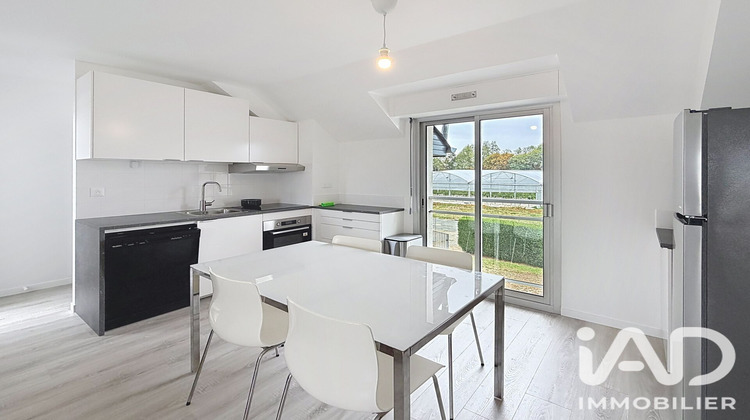 Ma-Cabane - Location Appartement Mandres-les-Roses, 52 m²