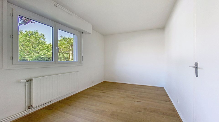 Ma-Cabane - Location Appartement MARCQ-EN-BAROEUL, 54 m²