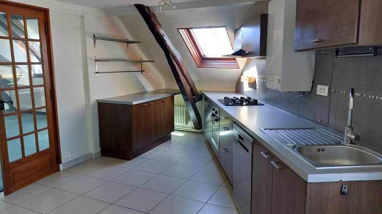 Ma-Cabane - Location Appartement MARGENCY, 72 m²