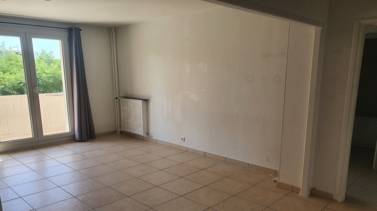 Ma-Cabane - Location Appartement Marignane, 55 m²