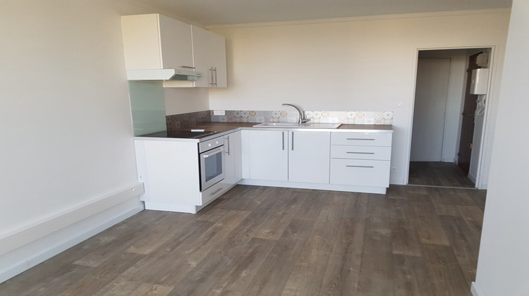 Ma-Cabane - Location Appartement Marignane, 31 m²