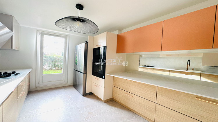 Ma-Cabane - Location Appartement MARIGNANE, 87 m²