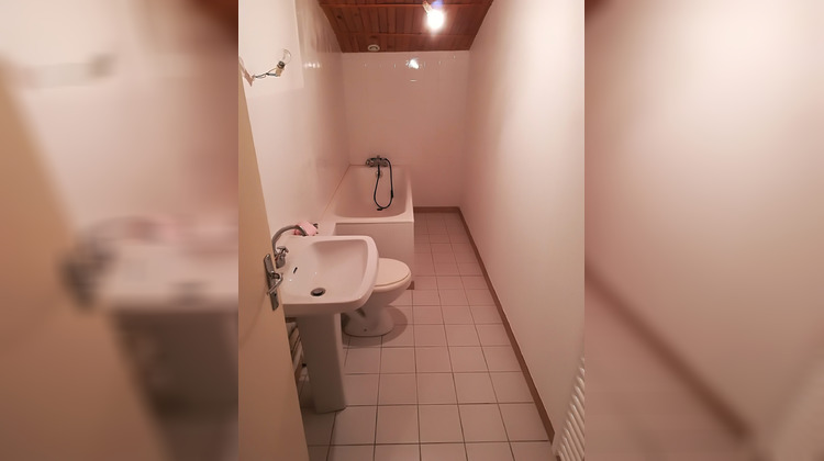 Ma-Cabane - Location Appartement MARINGES, 75 m²