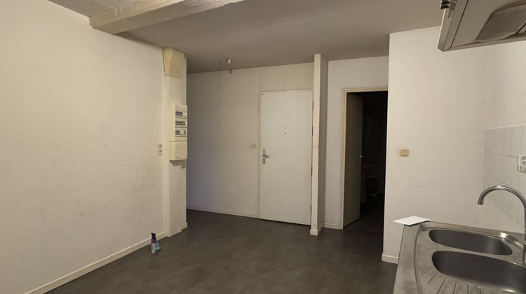 Ma-Cabane - Location Appartement MARINGUES, 38 m²