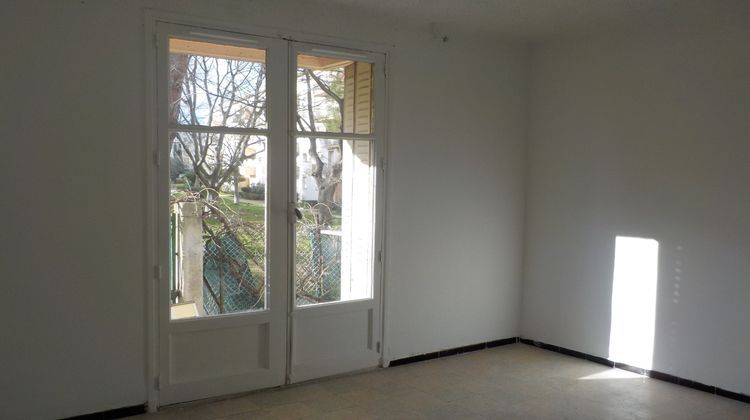 Ma-Cabane - Location Appartement MARSEILLE 10, 64 m²