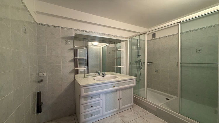 Ma-Cabane - Location Appartement MARSEILLE 10, 66 m²