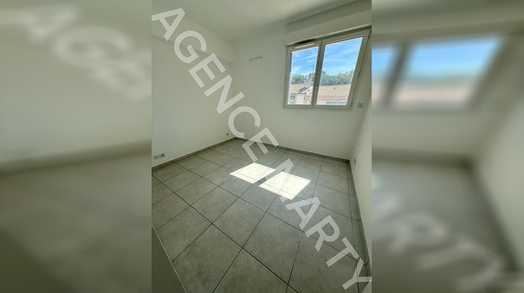 Ma-Cabane - Location Appartement MARSEILLE 12, 55 m²