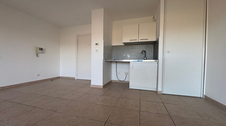 Ma-Cabane - Location Appartement MARSEILLE 13, 30 m²