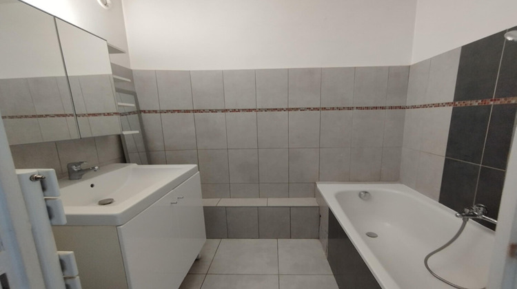 Ma-Cabane - Location Appartement MARSEILLE 13, 52 m²