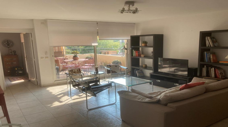 Ma-Cabane - Location Appartement Marseille, 76 m²