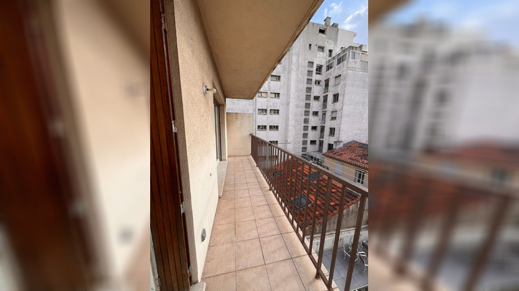 Ma-Cabane - Location Appartement Marseille, 65 m²