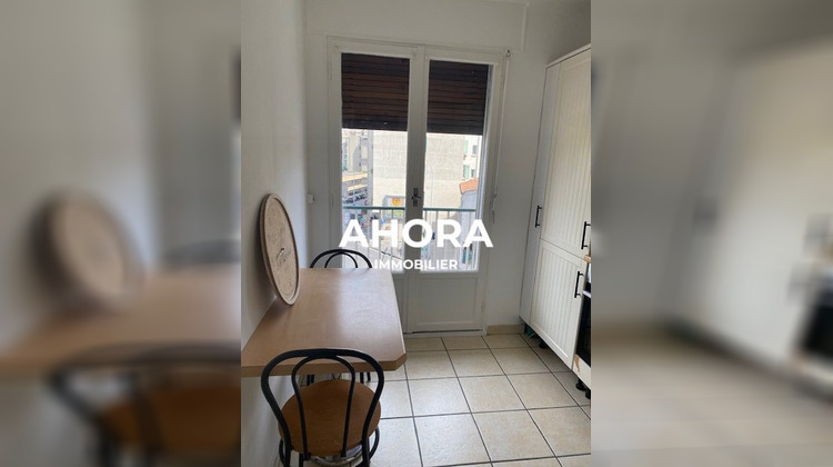 Ma-Cabane - Location Appartement Marseille, 46 m²