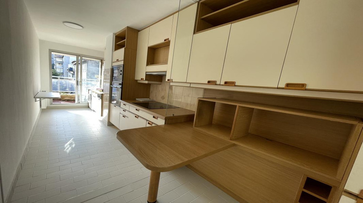 Ma-Cabane - Location Appartement Marseille, 77 m²