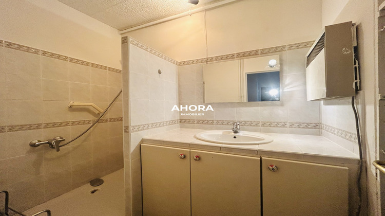 Ma-Cabane - Location Appartement Marseille, 57 m²