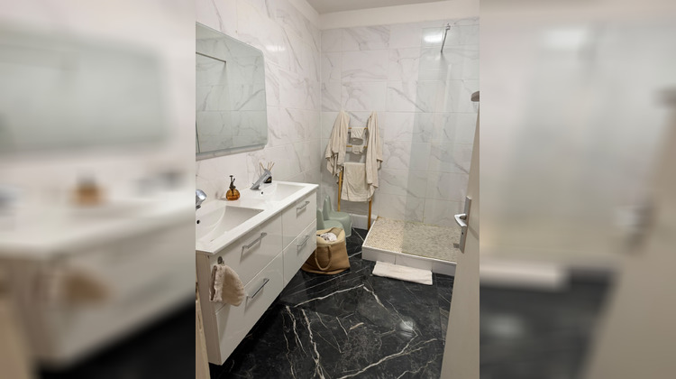 Ma-Cabane - Location Appartement Marseille, 81 m²