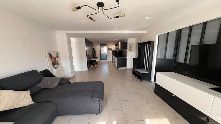 Ma-Cabane - Location Appartement Marseille, 70 m²