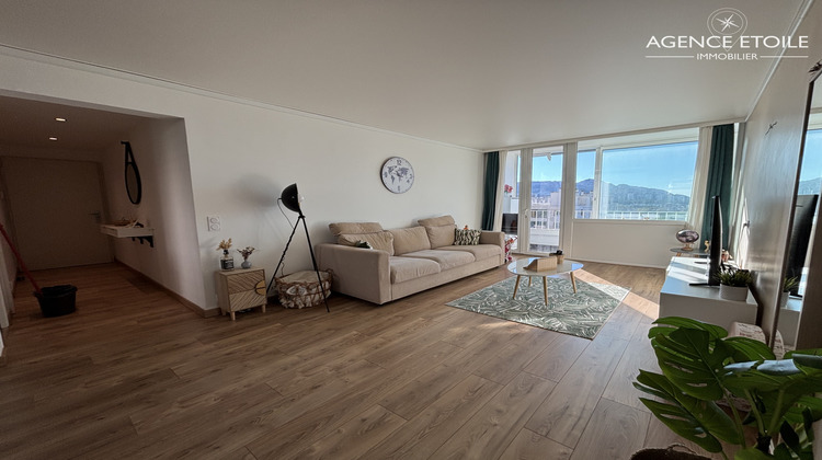 Ma-Cabane - Location Appartement Marseille, 70 m²