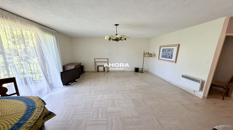Ma-Cabane - Location Appartement Marseille, 81 m²