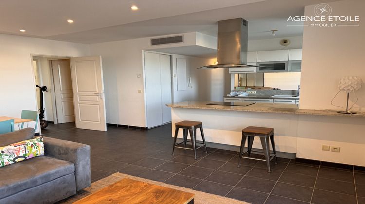 Ma-Cabane - Location Appartement Marseille, 83 m²