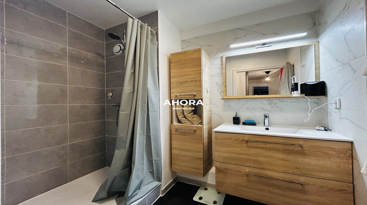 Ma-Cabane - Location Appartement Marseille, 50 m²