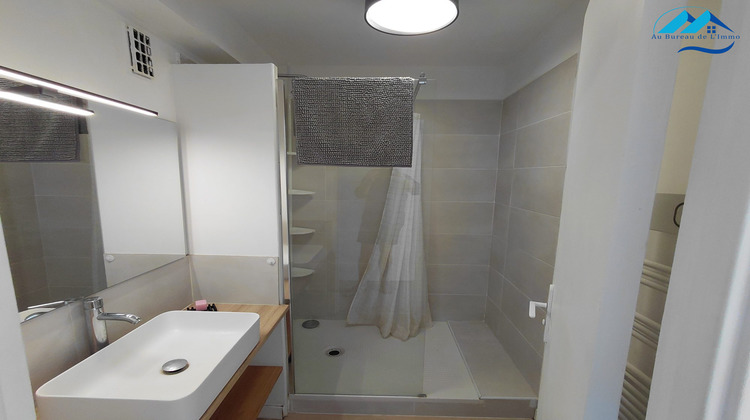 Ma-Cabane - Location Appartement Marseille, 65 m²