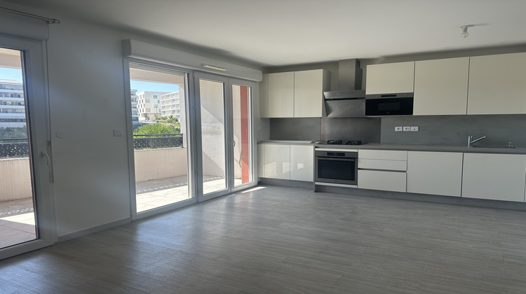 Ma-Cabane - Location Appartement Marseille, 72 m²