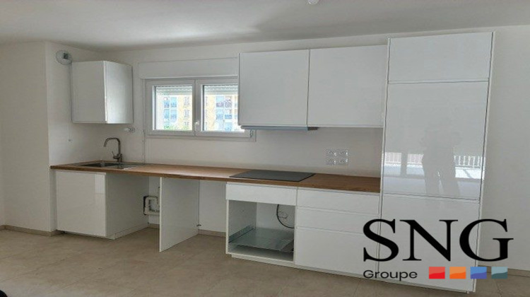 Ma-Cabane - Location Appartement Marseille, 79 m²
