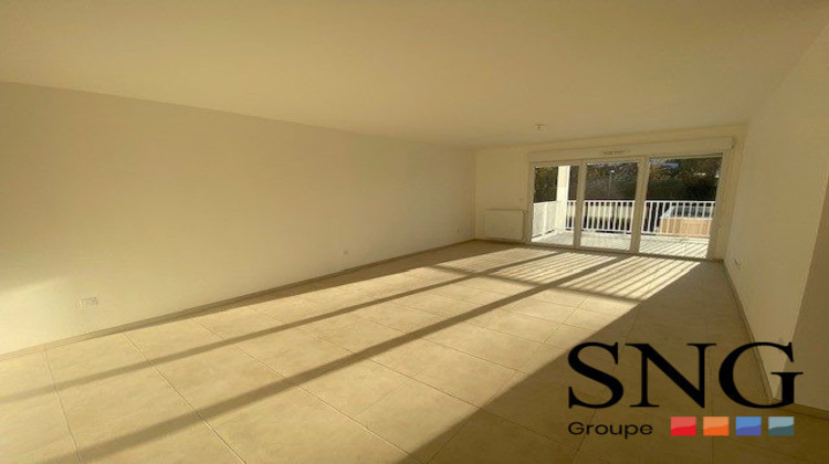 Ma-Cabane - Location Appartement Marseille, 79 m²