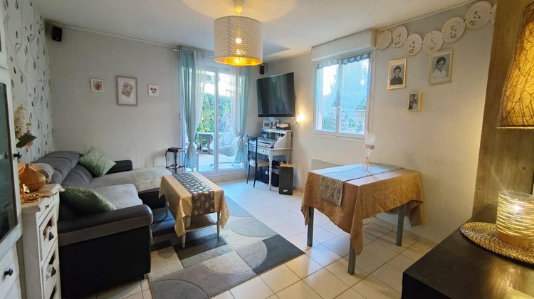 Ma-Cabane - Location Appartement MARSEILLE, 64 m²