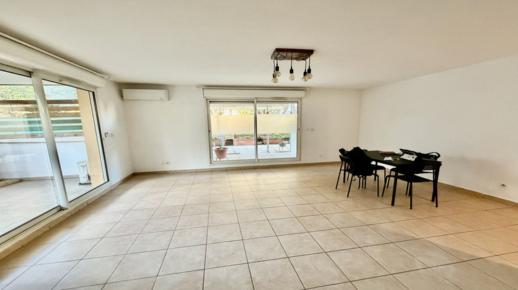 Ma-Cabane - Location Appartement Marseille, 67 m²