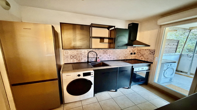 Ma-Cabane - Location Appartement Marseille, 67 m²