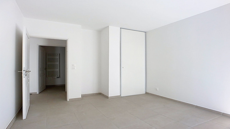 Ma-Cabane - Location Appartement MARSEILLE 15, 73 m²