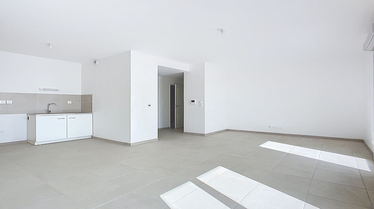 Ma-Cabane - Location Appartement MARSEILLE 15, 73 m²