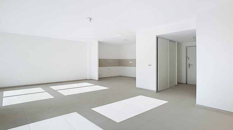 Ma-Cabane - Location Appartement MARSEILLE 15, 73 m²