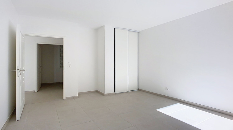 Ma-Cabane - Location Appartement MARSEILLE 15, 73 m²