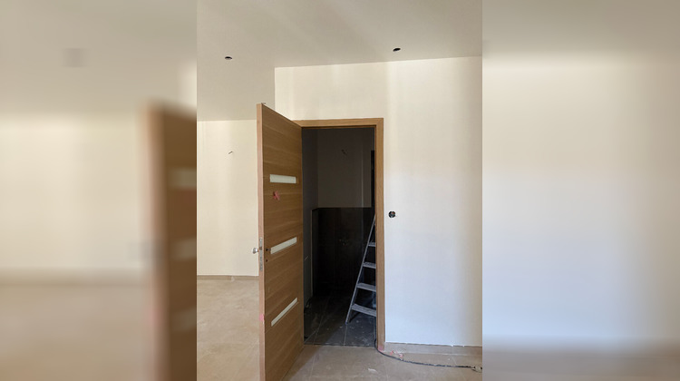 Ma-Cabane - Location Appartement MARSEILLE 2, 20 m²