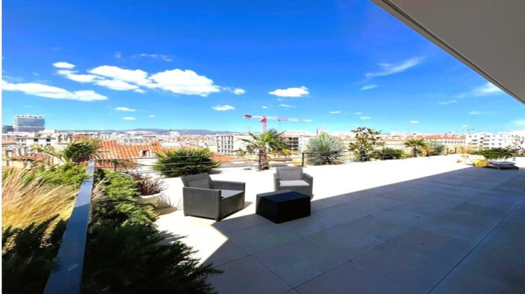Ma-Cabane - Location Appartement MARSEILLE 2, 74 m²