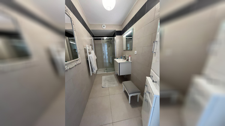 Ma-Cabane - Location Appartement MARSEILLE 2, 74 m²