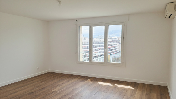 Ma-Cabane - Location Appartement MARSEILLE 4, 106 m²