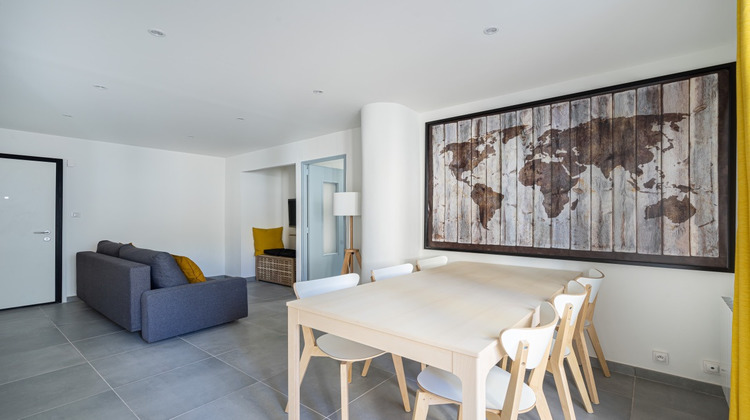 Ma-Cabane - Location Appartement MARSEILLE 5, 67 m²