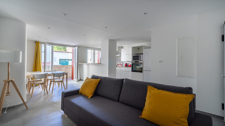 Ma-Cabane - Location Appartement MARSEILLE 5, 67 m²