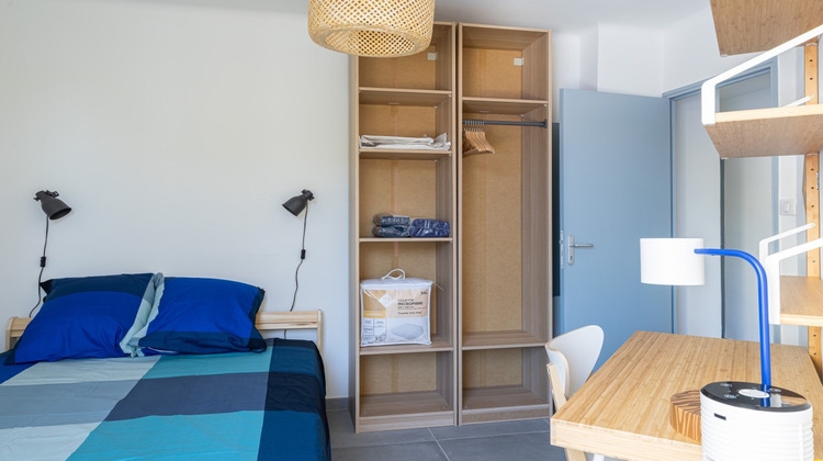 Ma-Cabane - Location Appartement MARSEILLE 5, 67 m²