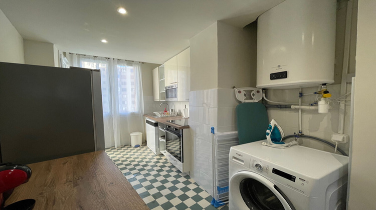 Ma-Cabane - Location Appartement MARSEILLE 5, 80 m²