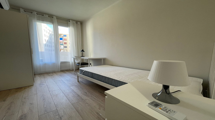 Ma-Cabane - Location Appartement MARSEILLE 5, 80 m²