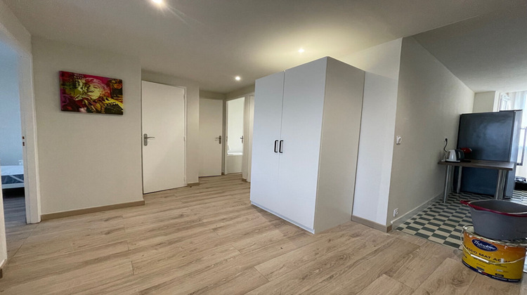Ma-Cabane - Location Appartement MARSEILLE 5, 80 m²