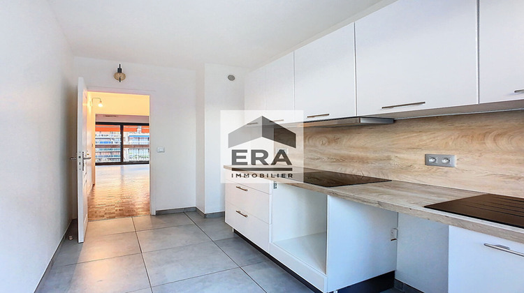 Ma-Cabane - Location Appartement MARSEILLE 6, 75 m²