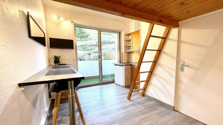 Ma-Cabane - Location Appartement MARSEILLE 8, 13 m²