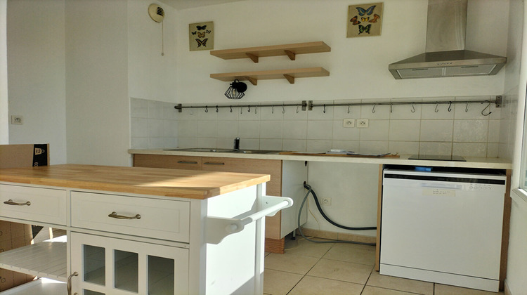 Ma-Cabane - Location Appartement MARSEILLE 8, 46 m²