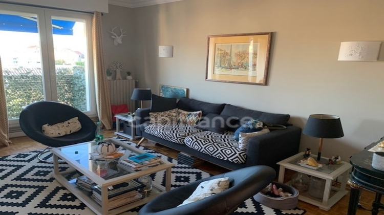 Ma-Cabane - Location Appartement MARSEILLE 8EME ARRONDISSEMENT, 60 m²