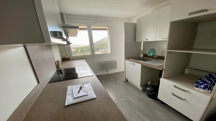 Ma-Cabane - Location Appartement MARSEILLE 9, 57 m²